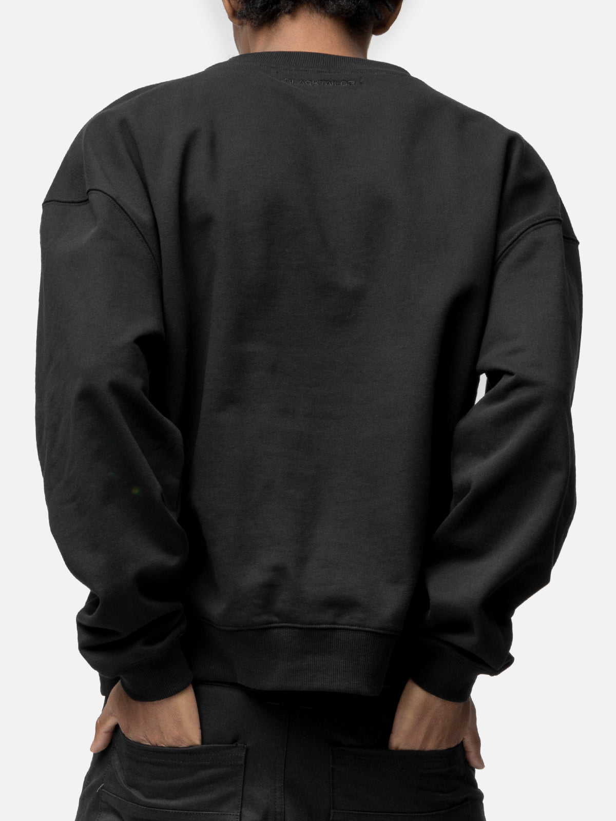 OVERSIZED SWEATSHIRT