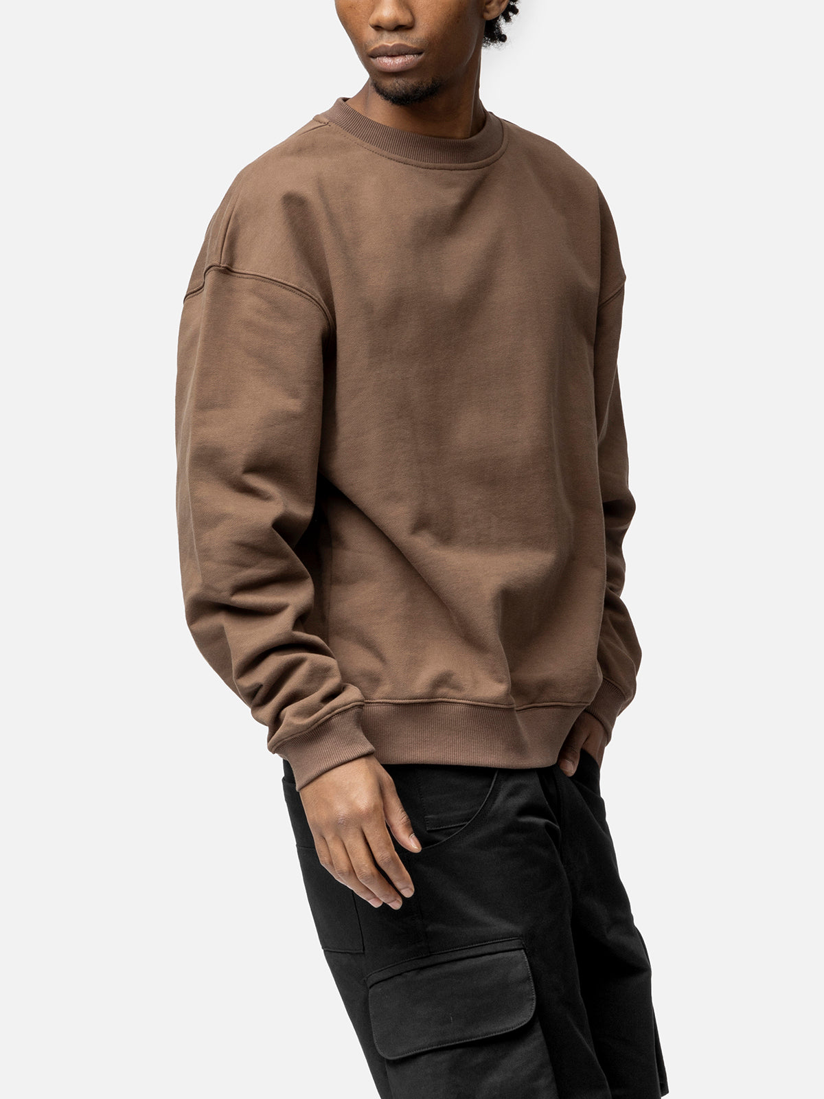 OVERSIZED SWEATSHIRT