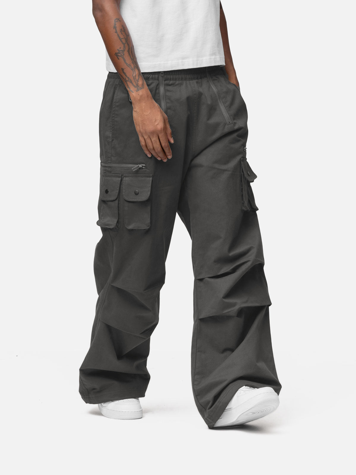 W50 Cargo Pants Charcoal – BLACKTAILOR